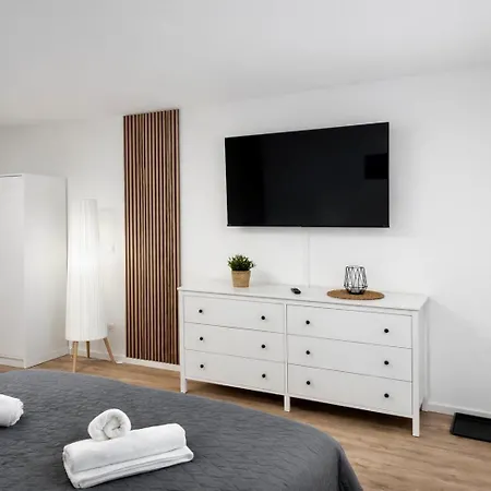 Winetime - - Fuer Bis Zu 2 Personen - Idyllisch An Den Weinbergen Der Suedlichen Weinstrasse Zwischen Landau Und Neustadt Gelegen *