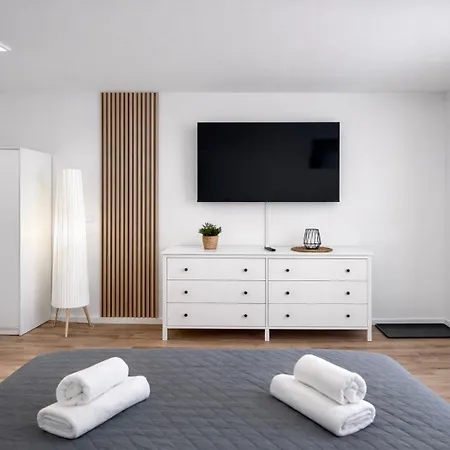 Apartment Winetime - - Für Bis Zu 2 Personen - Idyllisch An Den Weinbergen Der Südlichen Weinstraße Zwischen Landau Und Neustadt Gelegen